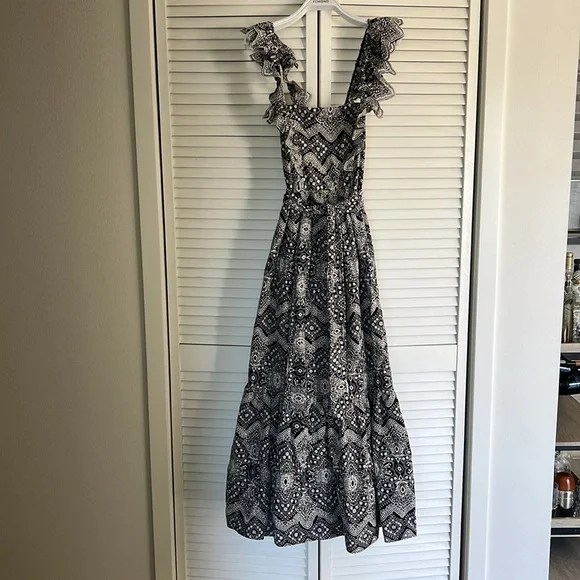 ELLIATT TYRA MAXI LACE DRESS - Picture 5 of 9